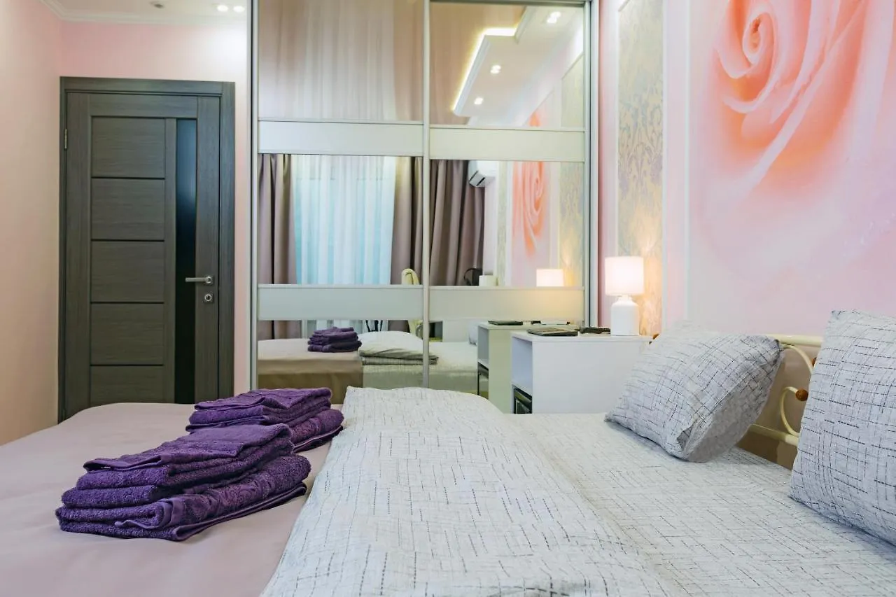 Hammam , Big Jacuzzi ,Sauna , 2 Bedroom , Khrechatik Kiev