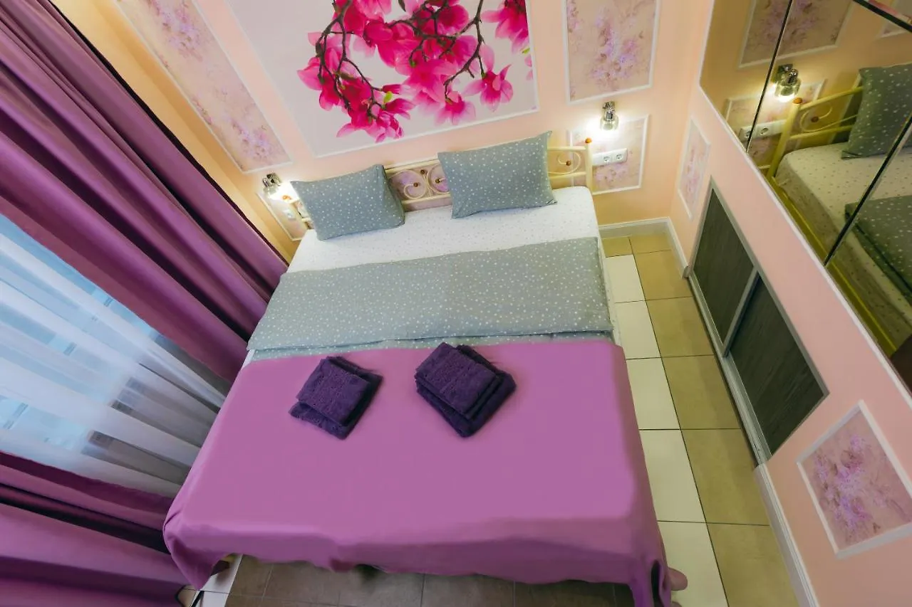 Hammam , Big Jacuzzi ,Sauna , 2 Bedroom , Khrechatik Kiev Apartamento