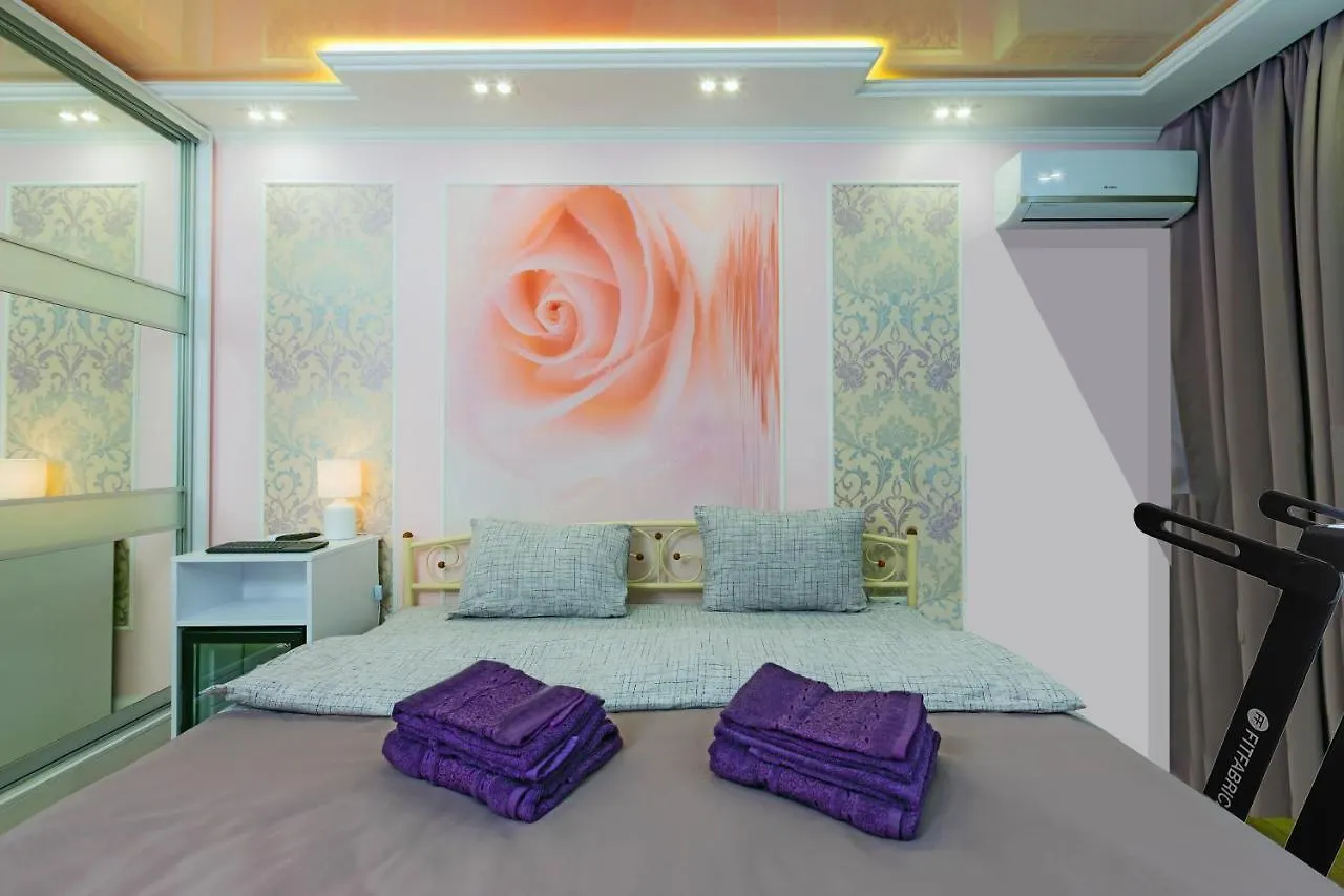 Apartment Hammam , Big Jacuzzi ,Sauna , 2 Bedroom , Khrechatik Kyiv