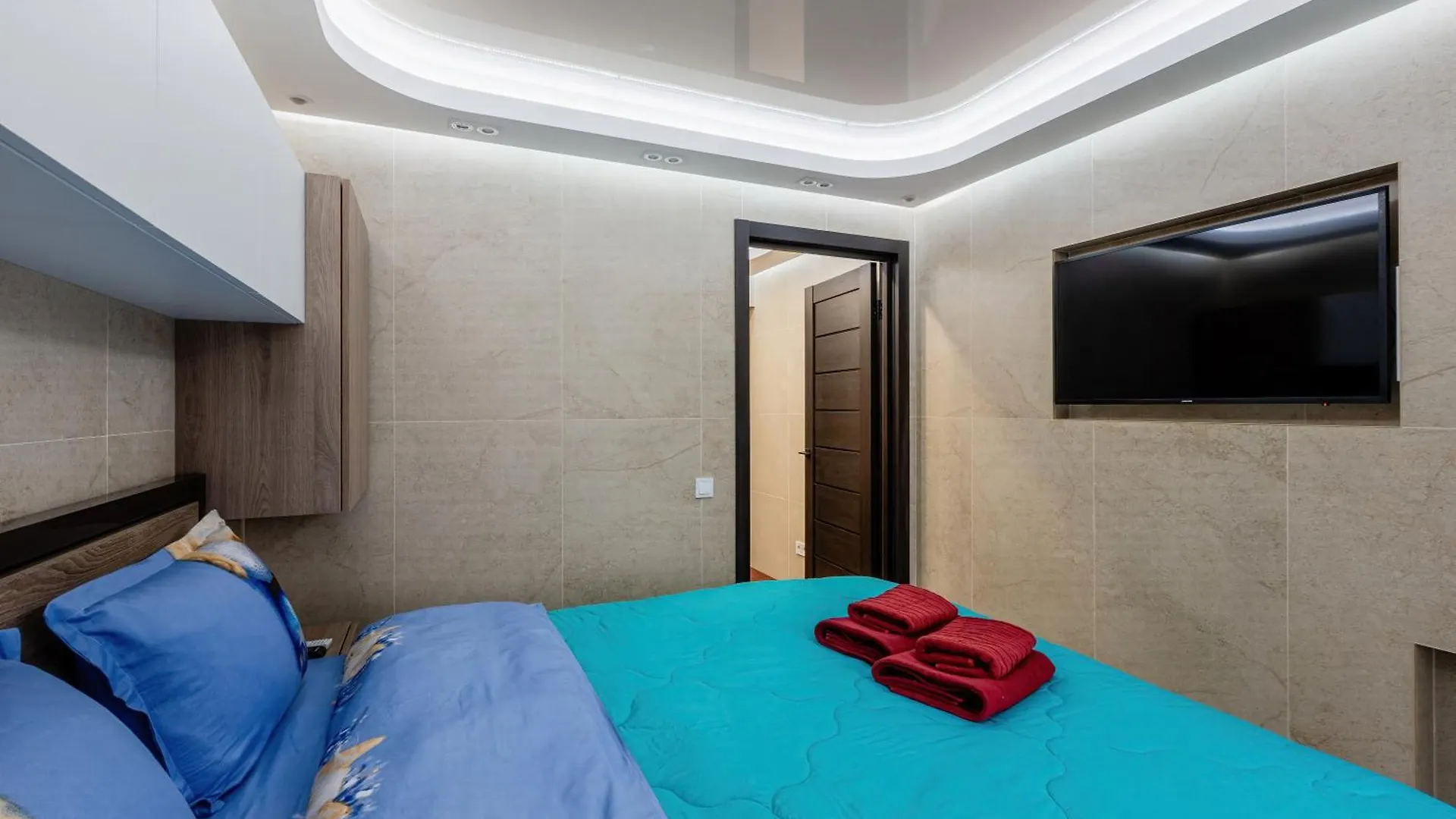 Hammam , Big Jacuzzi ,Sauna , 2 Bedroom , Khrechatik Kyiv