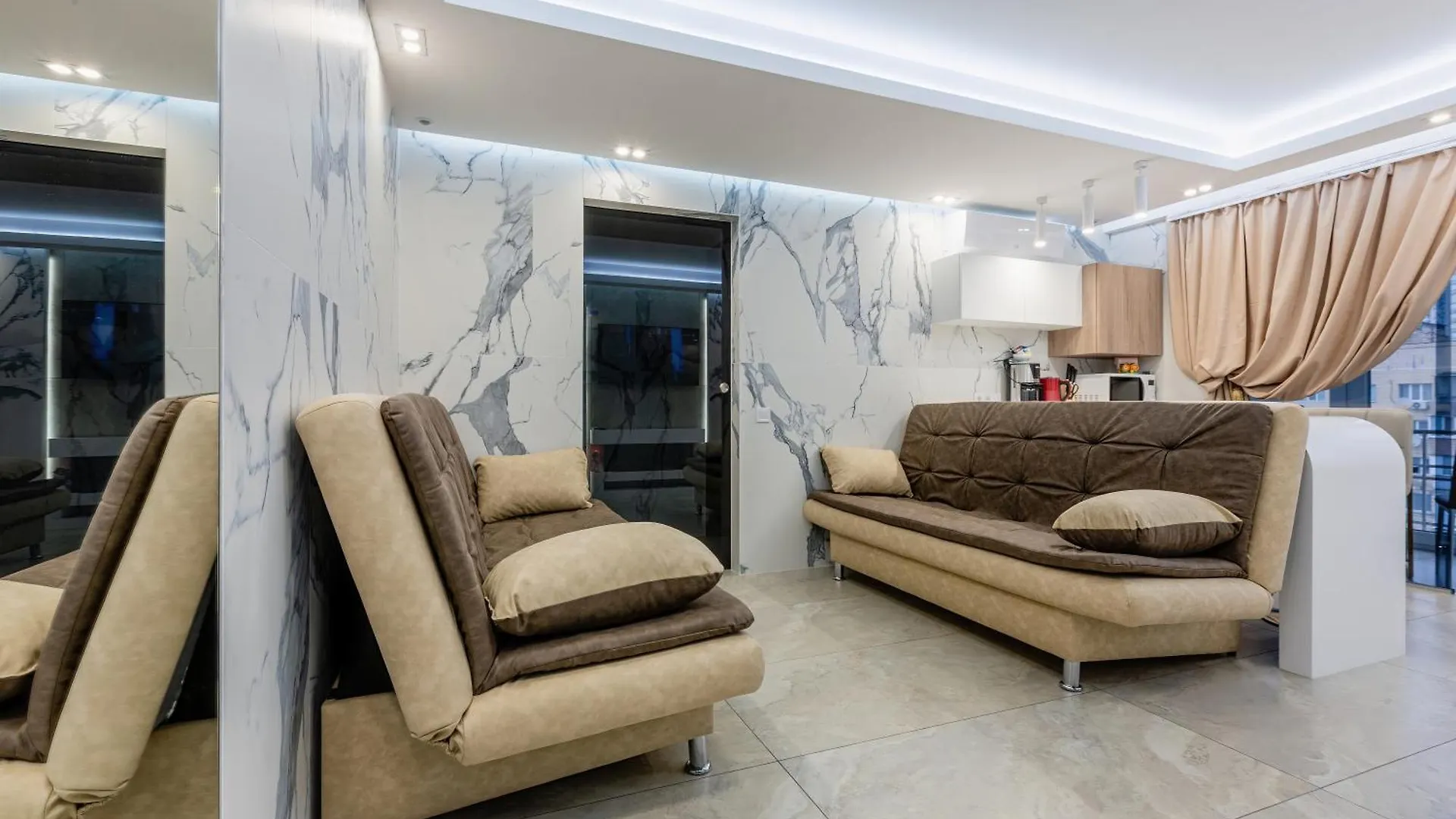 Apartment Hammam , Big Jacuzzi ,Sauna , 2 Bedroom , Khrechatik Kyiv