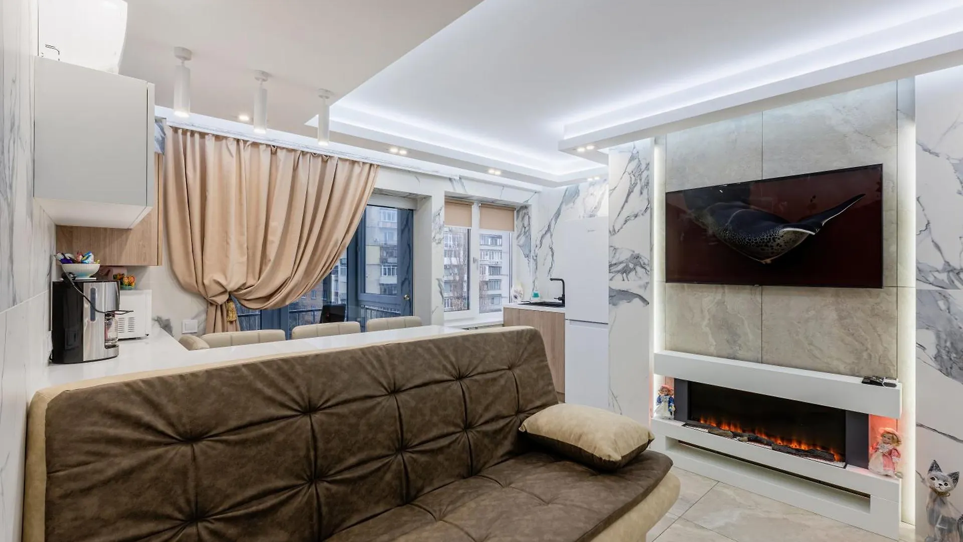 Hammam , Big Jacuzzi ,Sauna , 2 Bedroom , Khrechatik Kyiv 0*,  Ukraine