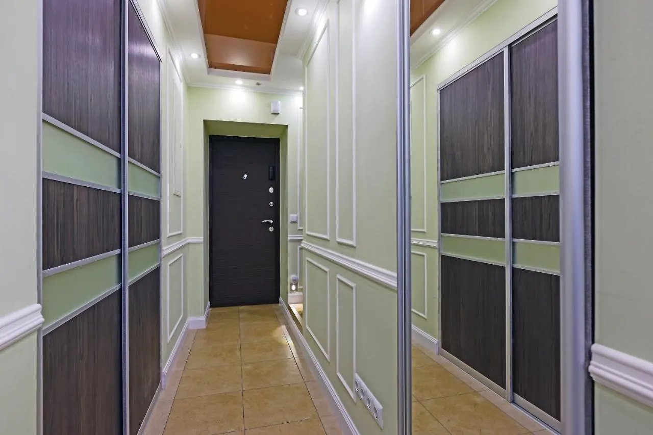Apartment Hammam , Big Jacuzzi ,Sauna , 2 Bedroom , Khrechatik Kyiv