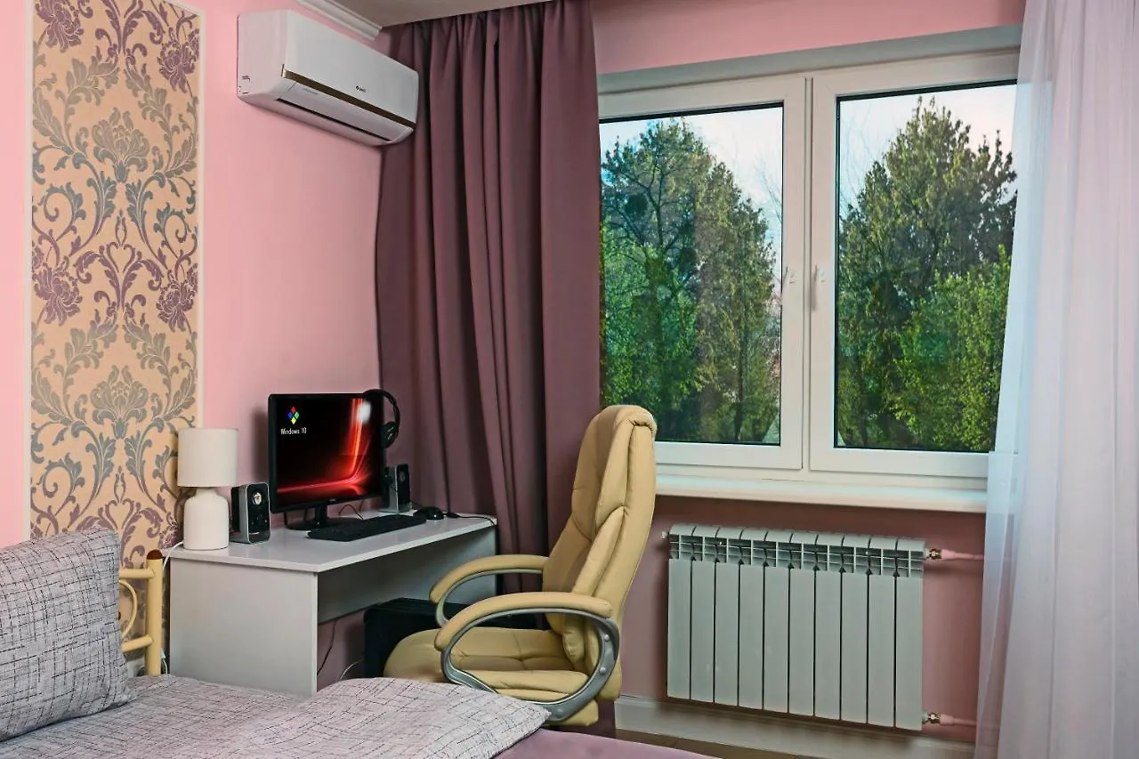 Hammam , Big Jacuzzi ,Sauna , 2 Bedroom , Khrechatik Kyiv Ukraine